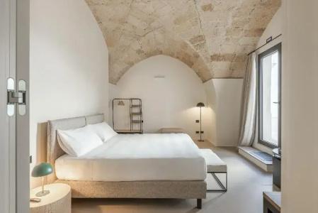 ARCO VECCHIO URBAN SUITE by EPOCA COLLECTION - 103