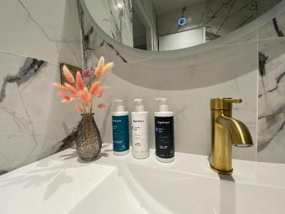 Best Western Plus Le Moderne - 54