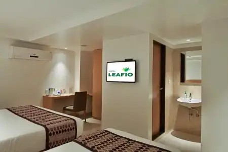 Leafio-Near Airport - 1