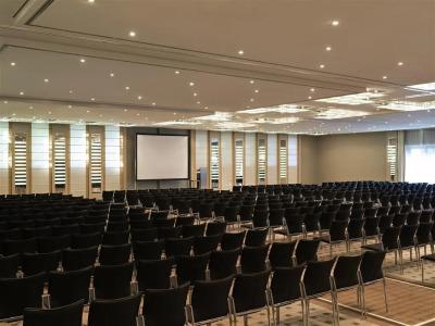 Pullman Berlin Schweizerhof - 19