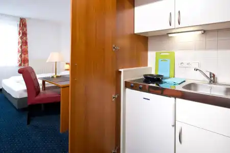 ACHAT Stuttgart Zuffenhausen - 18