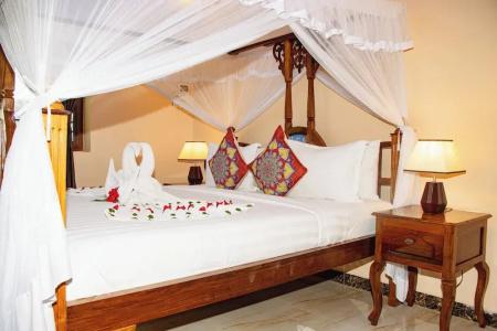 Sunny Palms Beach Bungalows - 69