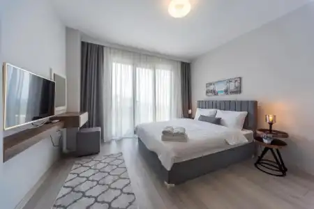 Green Hills Suites - 56