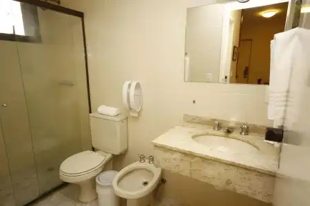 London Class Suites - 9