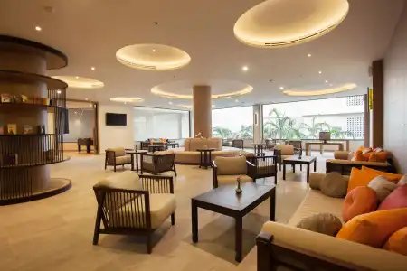 Le Meridien Khao Lak Resort & Spa - 2