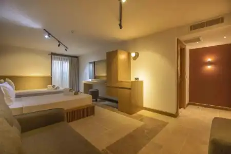 June Alaçatı (+15 Adult only) - 41