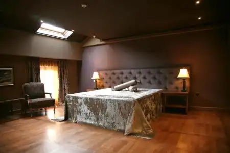 Ventura Boutique - 60