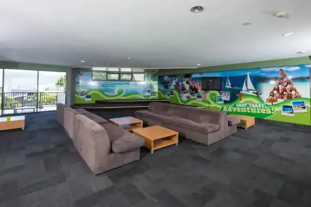 Gilligan's Backpackers & Resort - 1