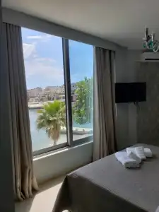 Royal Saranda - 51