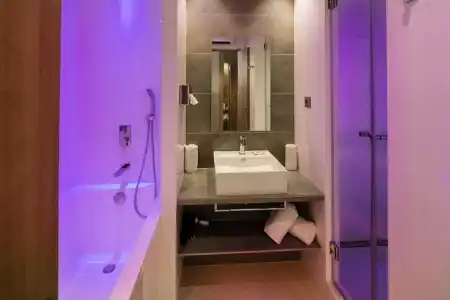 Best Western Plus Le Lavarin - 153