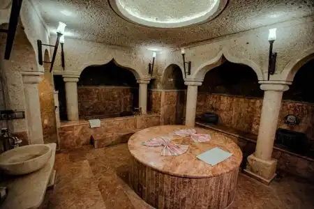 Oread Cave Suites - 210