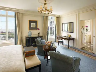 Shangri-La Paris - 8
