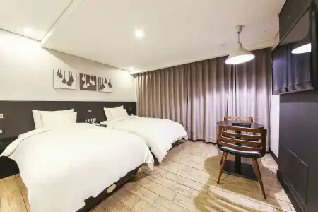 Kobos - 5