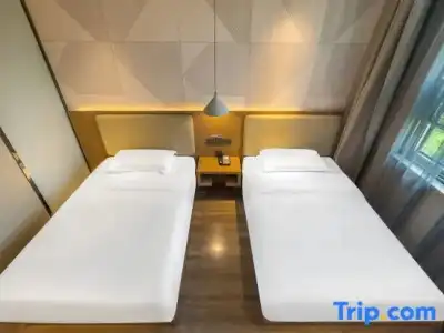 Tropic Towers Apartments - 34