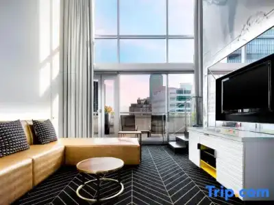 W Montreal - 104