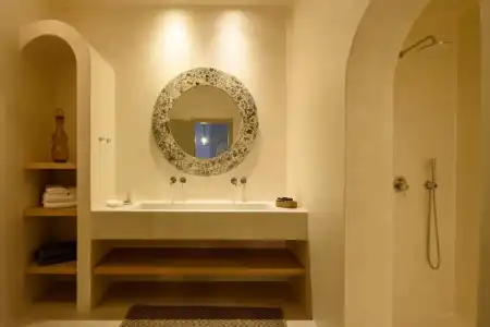 Este Luxury Suites - 56