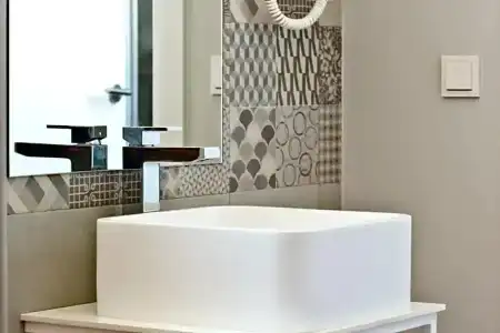 Ryans La Marina - 101