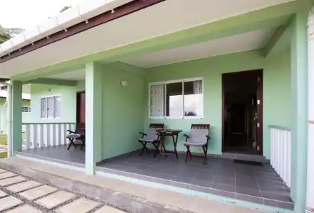 Surfers Beach Self Catering Chalets - 37