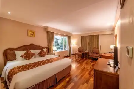 Grand Saigon - 73