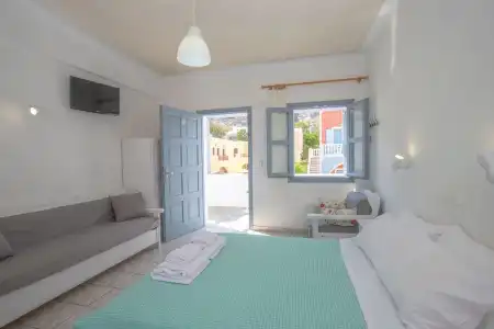 Zacharakis Studios - 121