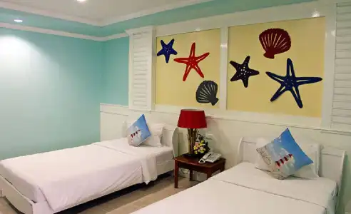 Baumanburi Patong - 12