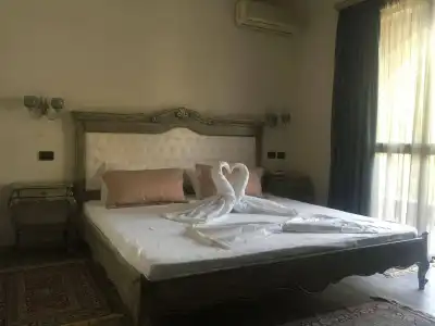 Broadway Tirana - 5