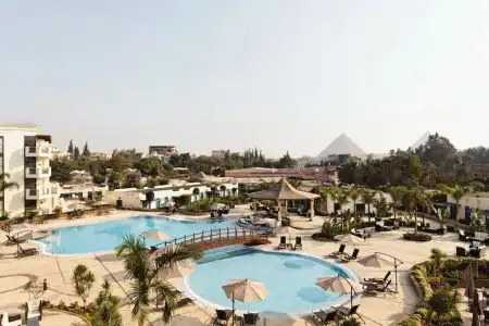 Cairo Pyramids - 0