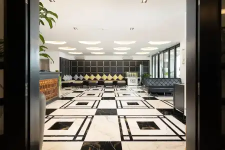 Glory Boutique Suite - 14