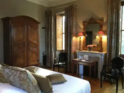 Château Des Alpilles - 76