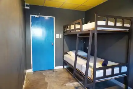 B&B House & Hostel - 24