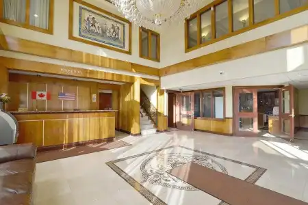 Woodbine and Suites - 1