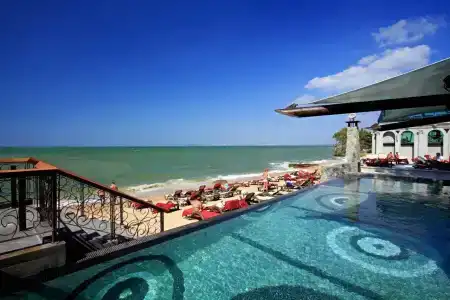 Pattaya Modus Beachfront Resort - 19