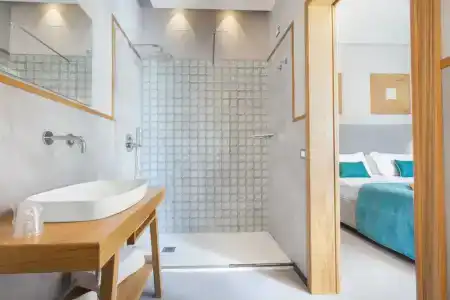 La Piazzetta Guest House - 102