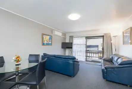 Kings Gate Motel - 22