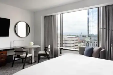 Four Seasons - 54