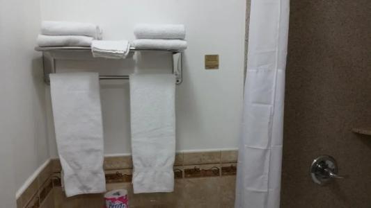 Pepper Tree Boutique Kitchen Studios - Anaheim - 40