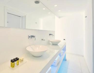 So White Club Resort - 63