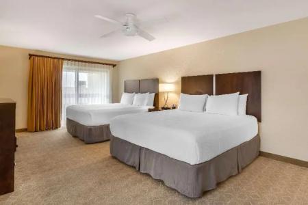 Best Western Plus Monterey Inn - 43
