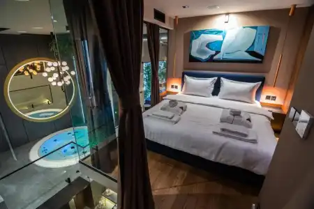 Central Park Residence Guest House - 140