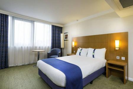 Glasgow Airport Apartments - 5