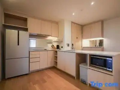 Balcony Seaside Sriracha & Serviced Apartments (SHA Extra Plus) - 201