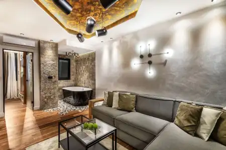 One Luxury Suites - 146
