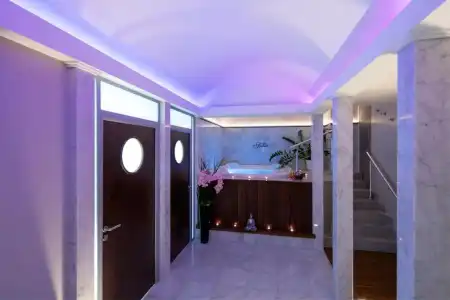 Splendid & Spa Nice - 13
