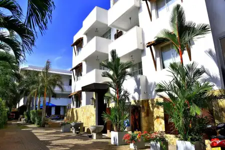 St.Lachlan & Suites - 40