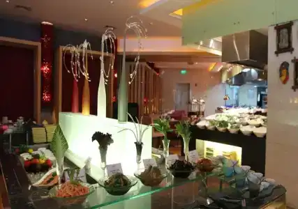 The Pavilion Century Tower - 11