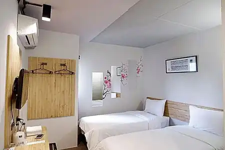 IZEN Budget & Residences (Plus) - 40