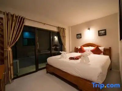 Srichada Khaolak - 104