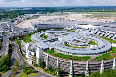 Sheraton Duesseldorf Airport - 36