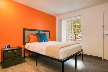 Crossland Economy Studios - Albuquerque - Northeast - 5