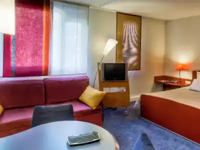 Novotel Suites Clermont Ferrand Polydome - 50